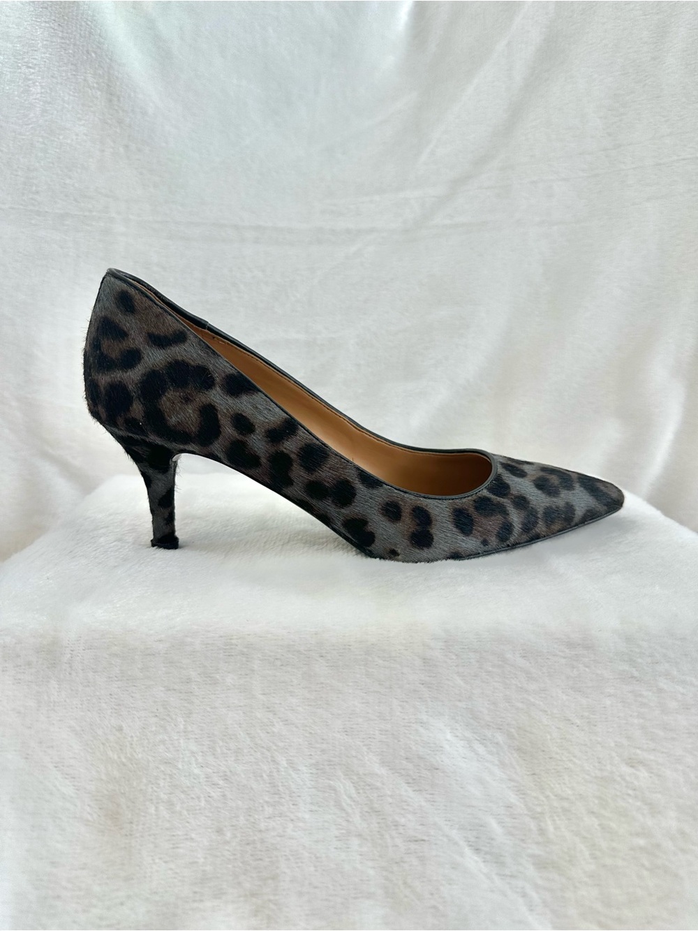 Nine West Margot Grey Animal Print Calf Hair Kitten Heels 8M